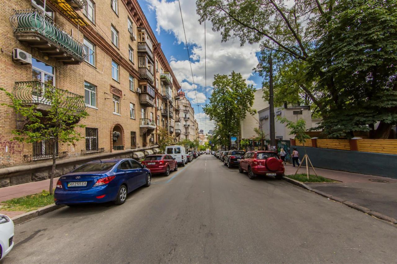 2Х-Кімнатна Квартира На Майдані Незалежності Kiev Exterior foto